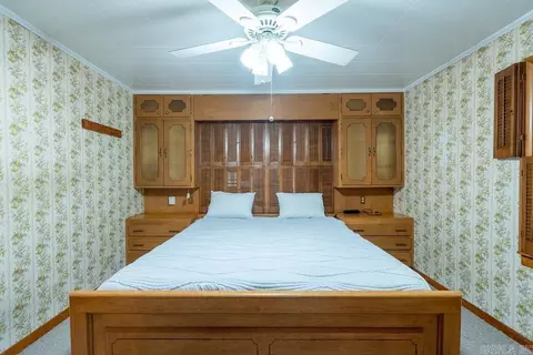 Bedroom - 404 W Curran St, Des Arc, AR 72040 photo 1 of 6