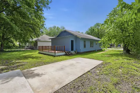 Exterior - 1828 Johnston Ave, Conway, AR 72034 photo 7 of 8
