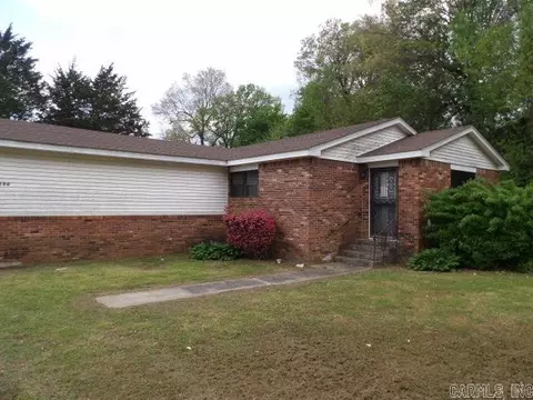 660 Cherry, Piggott, AR 72454