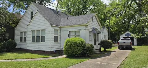 1818 S Olive St, Pine Bluff, AR 71603