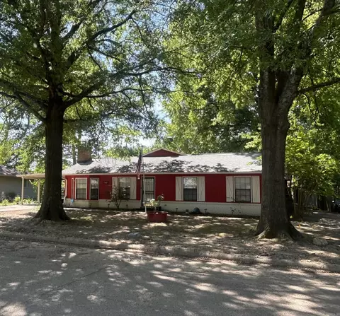 118 E Cloverdale Dr, Brinkley, AR 72021