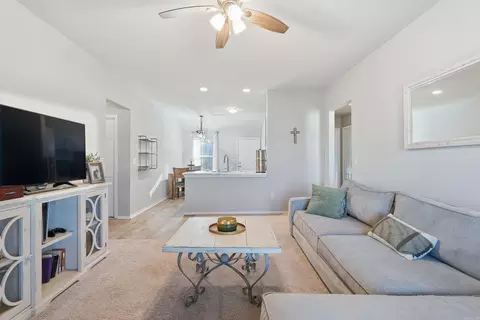 Entry Way - 8 Spring Ridge Ln, Conway, AR 72032 photo 2 of 2