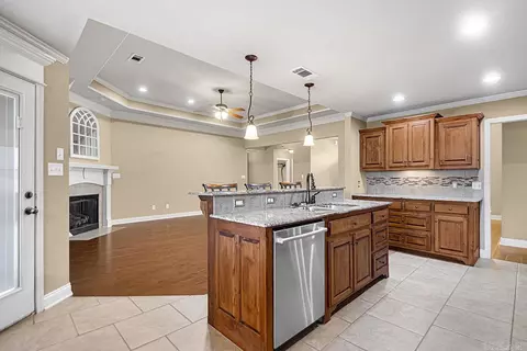 Kitchen - 3018 Dapple Gray, Benton, AR 72015 photo 5 of 5