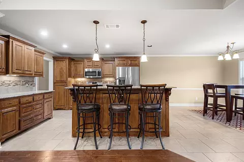 Kitchen - 3018 Dapple Gray, Benton, AR 72015 photo 1 of 5