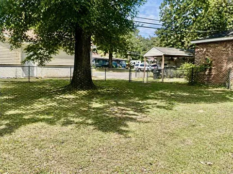 Exterior - 3419 S Olive St, Pine Bluff, AR 71601 photo 3 of 4