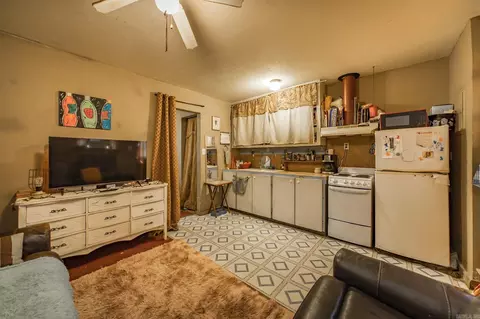 Kitchen - 603 Razorback Dr, Clinton, AR 72031 photo 3 of 3