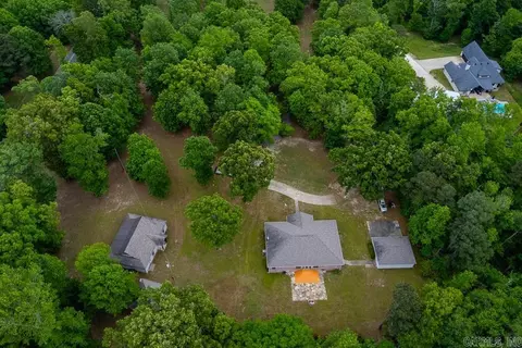 4051 Whitney Ln, Benton, AR 72019