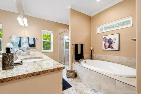 Bath - 140 W Hawkview Pl, Royal, AR 71968 photo 1 of 6