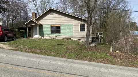 119 Chessmond Ferry Rd, Calico Rock, AR 72519