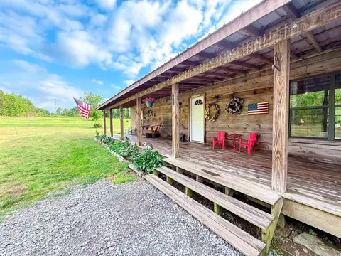 1139 Fayes Frst, Clinton, AR 72031