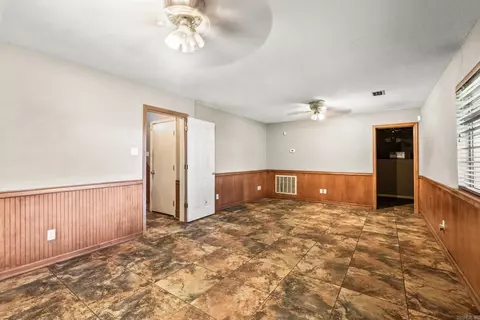 Living - 3075 Sassy Rd, Conway, AR 72034 photo 2 of 2