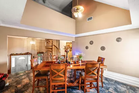 Dining - 3075 Sassy Rd, Conway, AR 72034 photo 2 of 2