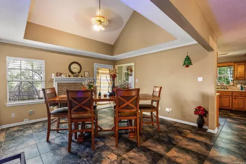 Dining - 3075 Sassy Rd, Conway, AR 72034 photo 1 of 2