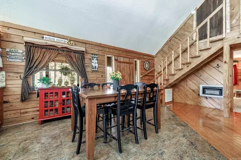 Dining - 263 Jenkins Ln, Malvern, AR 72104 photo 1 of 2