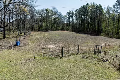 Exterior - 263 Jenkins Ln, Malvern, AR 72104 photo 3 of 3