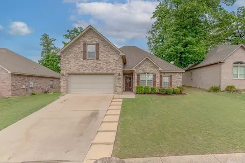 6850 Grace Village Dr, Alexander, AR 72002