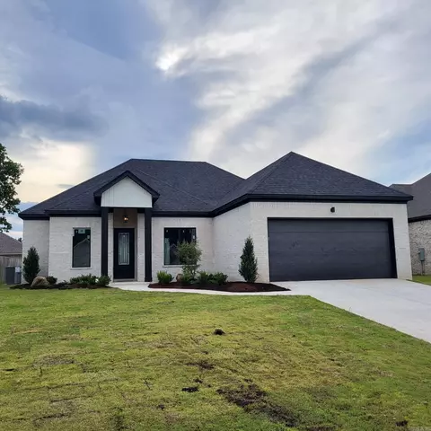 110 Sanibel Cir, Little Rock, AR 72210