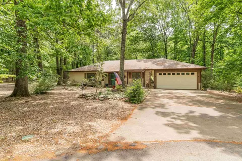 17 Castillo Ln, Hot Springs Village, AR 71909