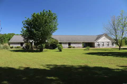 225 Martin Rd, Nashville, AR 71852