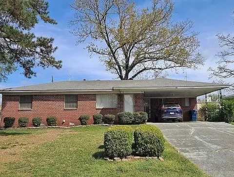 32 Meadowbrook Ln, Little Rock, AR 72205