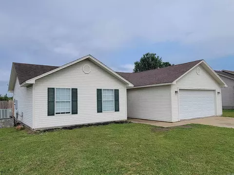 1037 Tori Ln, Beebe, AR 72012