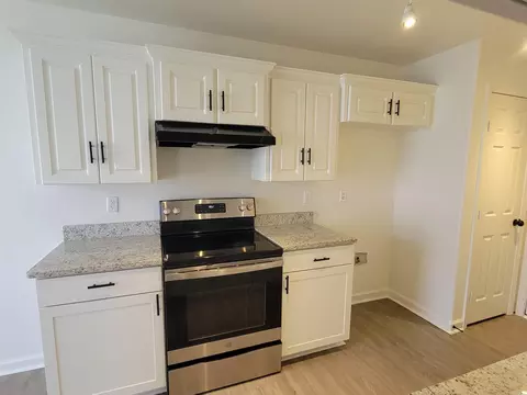 Kitchen - 1037 Tori Ln, Beebe, AR 72012 photo 3 of 4