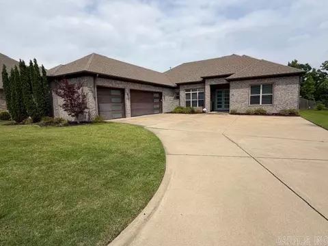 35 Drew Dr, Little Rock, AR 72223