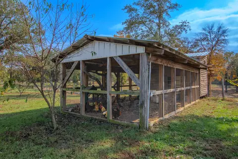 Exterior - 19688 Mcpherson Rd, Mabelvale, AR 72103 photo 9 of 12