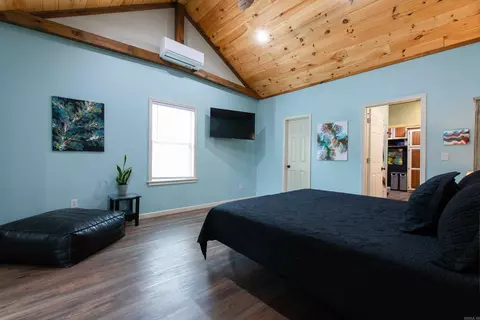 Bedroom - 19688 Mcpherson Rd, Mabelvale, AR 72103 photo 2 of 4
