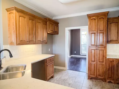 Kitchen - 1432 Angel Dr, Alexander, AR 72002 photo 2 of 2