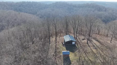 115 Greasy Bottom Rd # A, Melbourne, AR 72556
