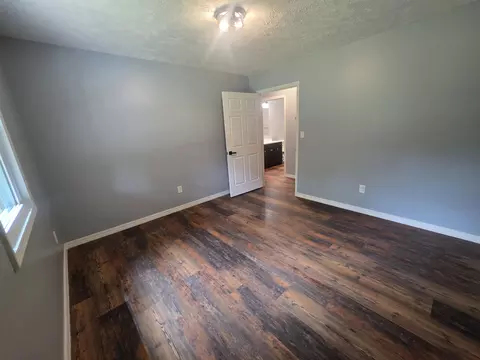 Bedroom - 406 E Cc Rd, Hardy, AR 72542 photo 2 of 7