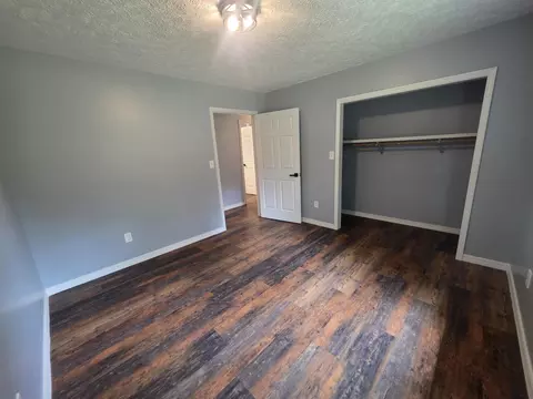 Bedroom - 406 E Cc Rd, Hardy, AR 72542 photo 4 of 7