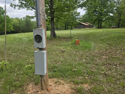 Exterior - 406 E Cc Rd, Hardy, AR 72542 photo 10 of 18