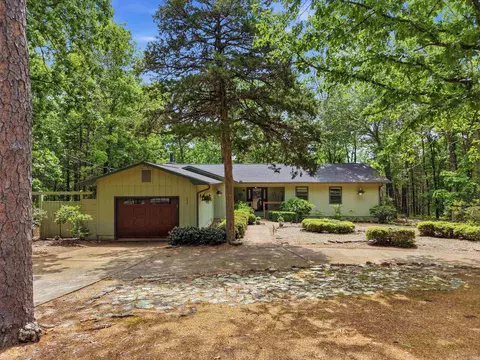 235 Robinhood Trl, Fairfield Bay, AR 72088