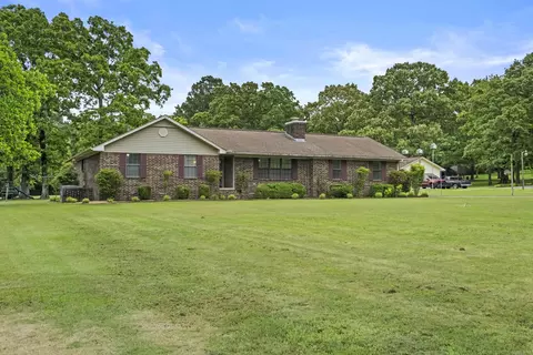 132 N Valley Rd, Searcy, AR 72143