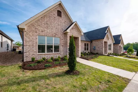24 Driftwood Ln, Little Rock, AR 72223
