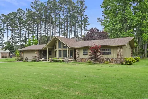 151 Pinon, Searcy, AR 72143