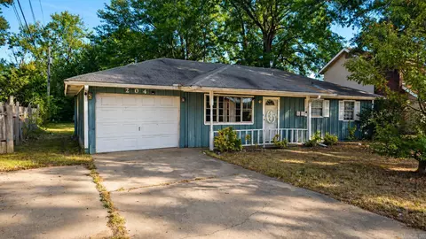 204 Truman St, Stuttgart, AR 72160