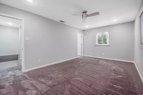 Bedroom - 9 Whispering Dr, Alexander, AR 72002 photo 3 of 10