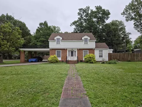 1501 Red Bud Ln, Stuttgart, AR 72160