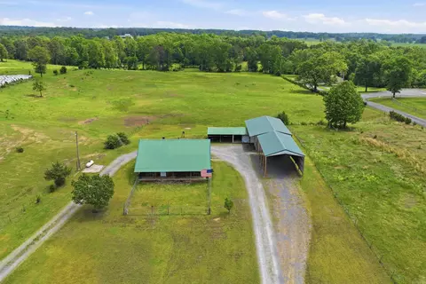 50 Obrien Dr, Greers Ferry, AR 72067