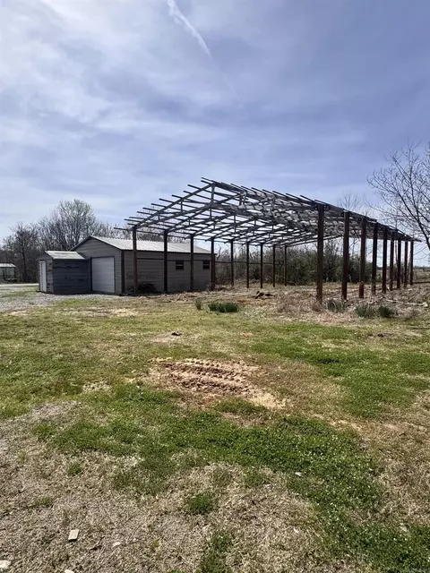 1114 S Cherry St, Altus, AR 72821 photo 16