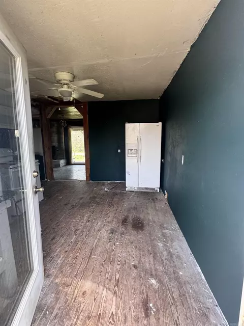 1114 S Cherry St, Altus, AR 72821 photo 4