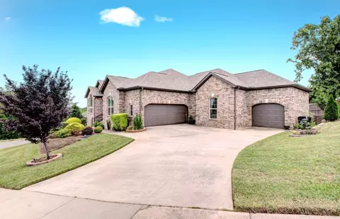 3200 Falling Waters Rd, Sherwood, AR 72120