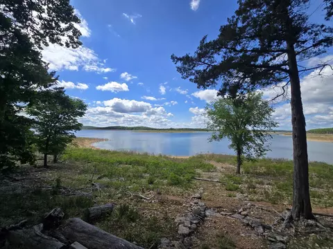 1535 Mc 142, Oakland, AR 72661
