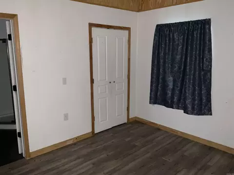 Bedroom - 669 Fraser St, Clinton, AR 72031 photo 2 of 2