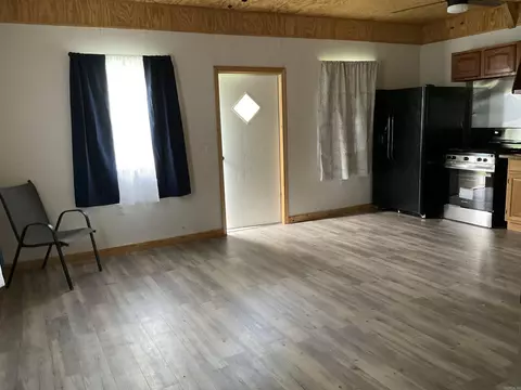 Living - 669 Fraser St, Clinton, AR 72031 photo 1 of 1