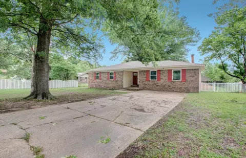 609 Meadow Cir, Beebe, AR 72012