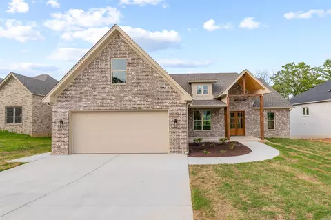 548 Valley Oak Dr, Sherwood, AR 72120